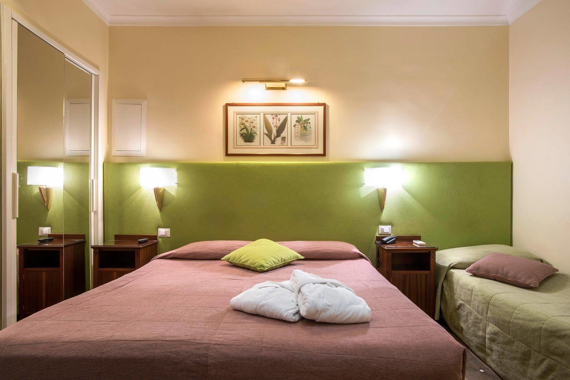 I Giardini Del Quirinale Bed and Breakfast Rom Eksteriør billede